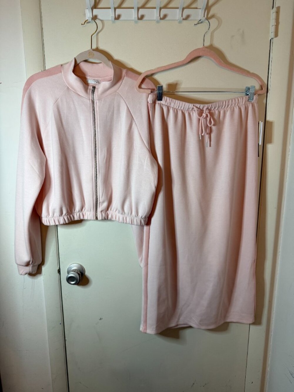 Pink 2 piece skirt set